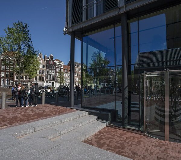 Tour / Transfrer to Anna Frank House Amsterdam